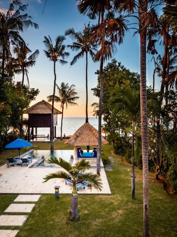 Cantik Lovina Beach